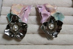Amy Lacombe 1988 Ceramic Abstract Wearable Art Earrings 2″ Iridescent Colors