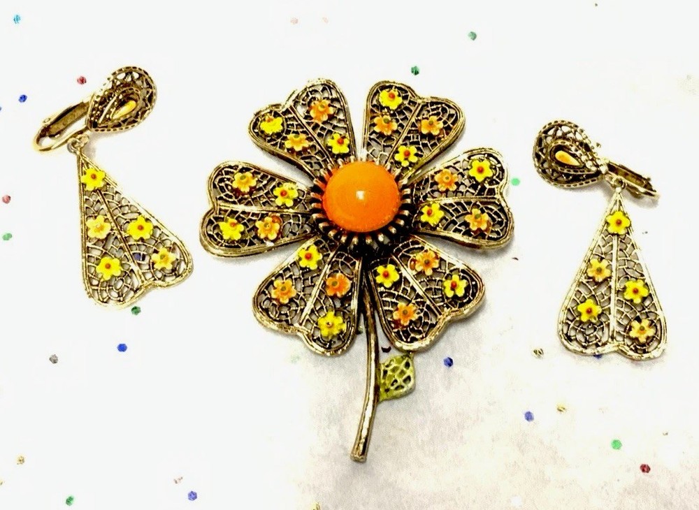 Vtg Signed *ART Arthur Pepper Orange-Yellow Enamel Flower Brooch W/Clip Ons Set