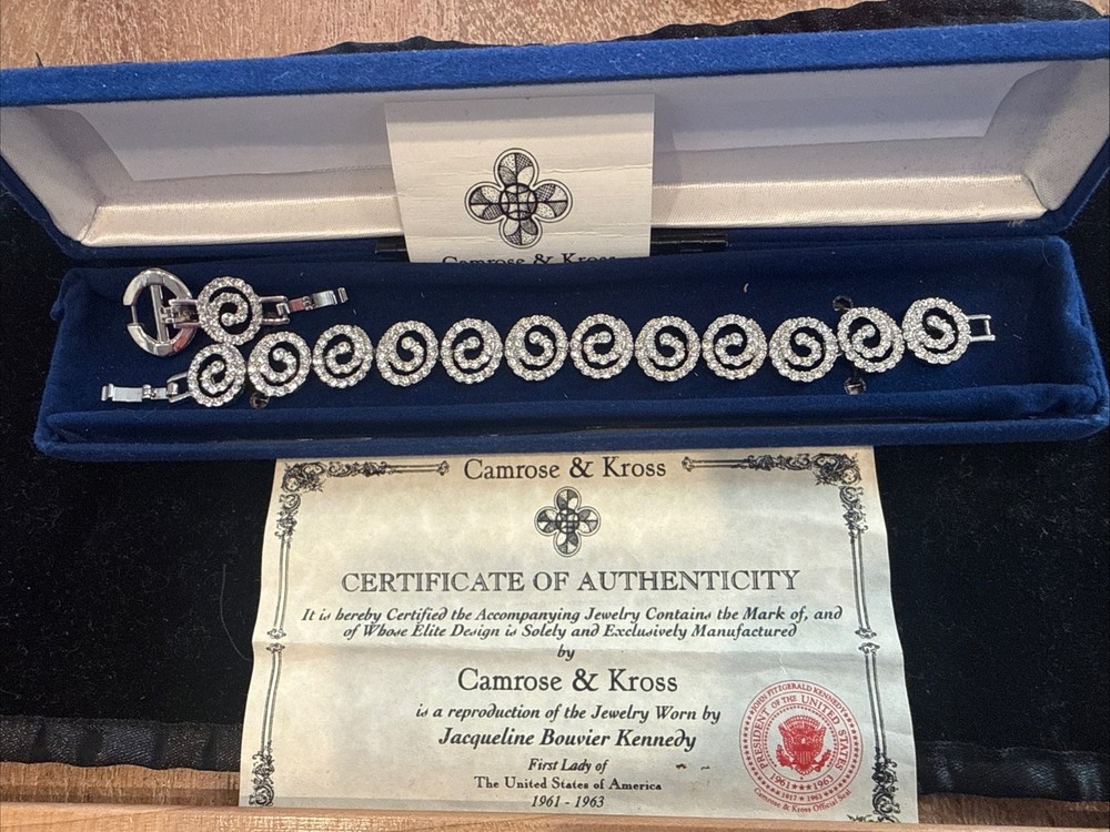Camrose & Kross Jacqueline Kennedy JBK Swirl Crystal Bracelet w Box COA Extender