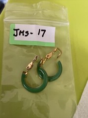 Vintage Gold Tone Green Clip On Earrings Jewelry JMS-17
