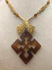Quatrefoil Pendant Necklace Amber Color Lucite Metal Textured & Beaded Chain