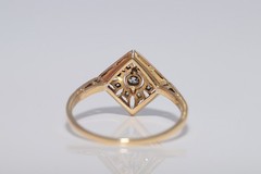 Antique Circa 1920s Art Deco 18k Gold Natural Diamond Navette Design Ring
