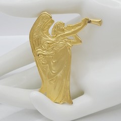 Glorious Figural Trumpeting Angel Gold Tone Hallmarked 1989 Vintage Brooch Pin