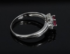 Fine 0.54ct Padparadscha Sapphire & 0.15ct Diamond Platinum Ring Size 7.5, 4.62g