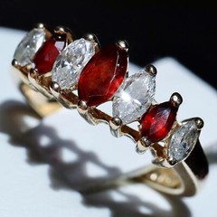 14k yellow gold size 4 ring 0.90ct garnet natural diamond pyramid 3.0gr N3074E
