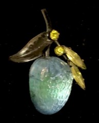 VTG AUSTRIA Molded Aqua Glass Berry Green Marquis Crystal Leaves FRUIT BROOCH