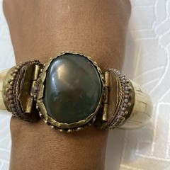 Vintage India Inlaid Bone Horn Brass Hinged Cabochon Gem Bracelet Clamper Close