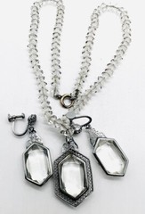 Art Deco Faceted Glass Rhodium Filigree Necklace & Earrings Vintage Jewelry