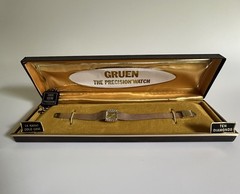 Vintage Gruen Precision 14K Gold Case 10 Diamonds Ladies Wristwatch