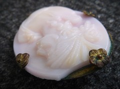 Antique Vintage Pink Moulded Glass Bulk Cameo Brooch Victorian 1 3/4″