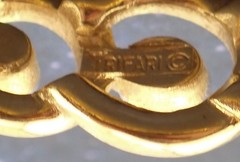 Vintage Crown Trifari Gold Silver Tone 6 1/4″ Petite Tension Bangle Bracelet