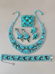 Vintage Verifed JULIANA D&E BOOK SET Grand Parure Blue & Green Sticks & Stones