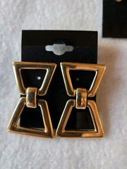 Vintage 1990’s BIG Chunky Diva Avon Monet Rhinestone Gold Tone Pearl EARRING LOT