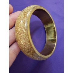 Vintage Lucite Acrylic Resin Brass Bangle Bracelet Floral Lace Design Classic