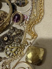 VTG Gold Plated Jewelry Lot Scrap 1/2 Lb Non Magnetic Victorian Rhinestone Grams