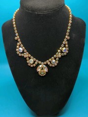 Beautiful Vintage Aurora Borealis 15-in Rhinestone Necklace Bride Or Formal A56