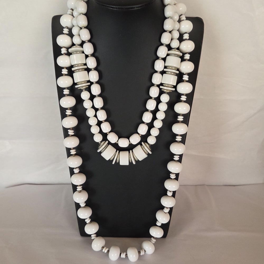 Vintage White Acrylic Chunky Beaded Necklaces Lot of 3 – 17 in. – 29 in.