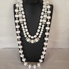 Vintage White Acrylic Chunky Beaded Necklaces Lot of 3 – 17 in. – 29 in.