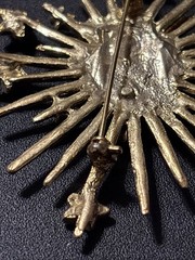 Large Starburst Angel Cherub Brooch