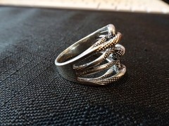 # 836-VINTAGE STERLING SILVER RING-925-SIZE8.5–DIFFERENT