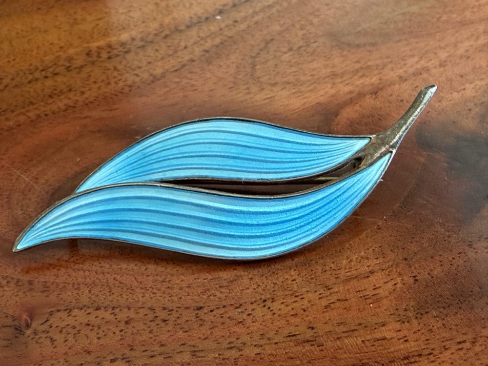 Vintage aksel holmsen Norway sterling aqua enamel dbl leaf pin brooch