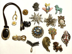 17Pc Vintage Jewelry Lot Some Signed Monet, Coro, SP & Statement Pieces AWESOME
