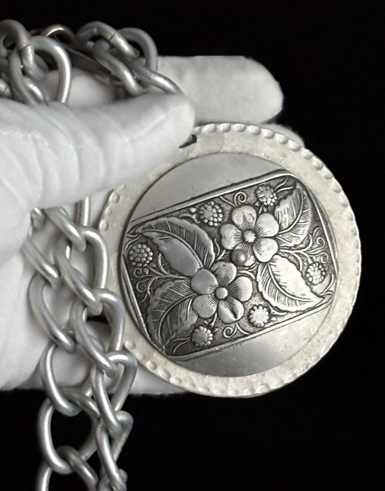 VTG Large Floral Medallion Pendant Chunky Chain Necklace Statement England 110g
