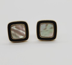 Monet Square Pearlized Gold Tone Clip Earring RARE Vintage .75 in