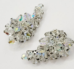 Cluster Climber AB Crystal Sparkly Elegance Silver Tone Vintage Clip on Earrings