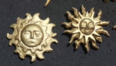 Lot 10 Vintage Sun Face Celestial Brooch Pins Gold Tone Sunburst Art Jewelry Mix