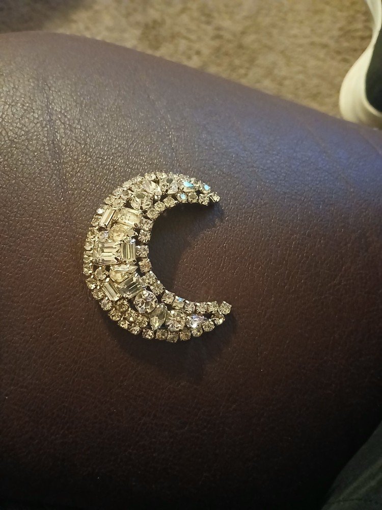 Vintage Art Deco Clear Rhinestone Crescent Moon Brooch 2.0”
