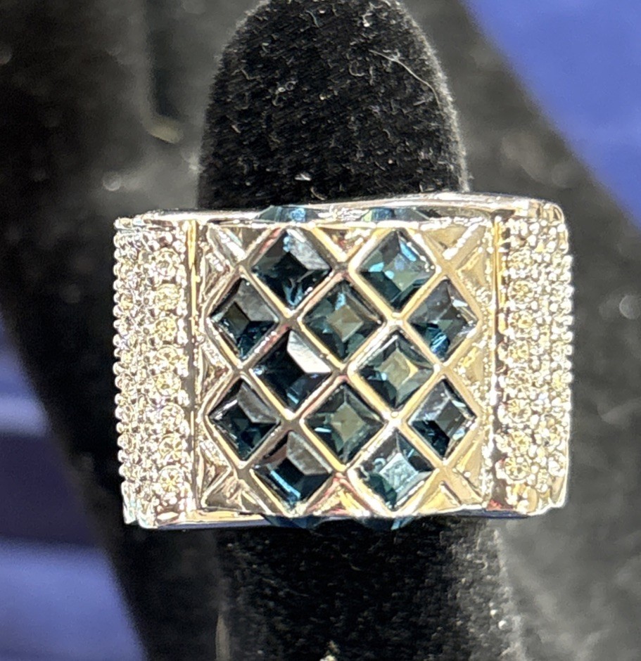 camille lucie ring size 5 blue stones silver tone signed