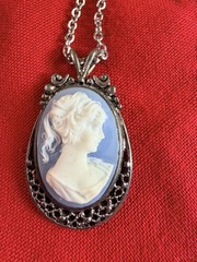 Vtg Blue White Cameo Lady Portrait Pendant Necklace Silver Tone Filigree 18”