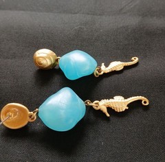 Vintage Gold Tone Seahorse Dangle Earrings Blue Sea Glass Bead Summer Jewelry