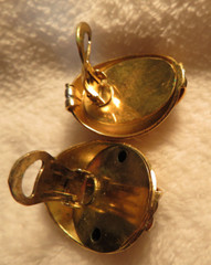 I.N.A.R ITALY Vintage Clip-on Earrings Gold Tone & Silver Tone NICE!