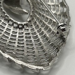 Vintage 1950’s – 1970’s Judy Lee Signed Silver-Ton Stemmed Brooch