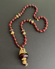 VTG SIGNED KENNETH LANE CARNELIAN RED AMBER GLASS BEAD PENDANT NECKLACE RARE 33″