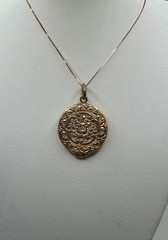 Antique Double Sided Rose Rolled Gold Flowers & Ribbon Design Locket Necklace
