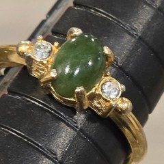 Vintage Avon Ring Oriental Jade oval Gold Tone 1974 Rhinestone Gemstone jewelry