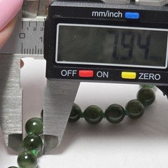 Vintage Nephrite Jade Necklace Spinach 18″ Hand Knotted 8mm Beads 14K Gold Clasp