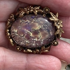 BLUE PURPLE IRRDESCENT SAPHIRET COLOR CABOCHON FOILED ART GLASS METAL PINCHBECK