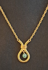 Vintage Crown Trifari Gold Tone Faux Green Jade Dangle Bead Necklace