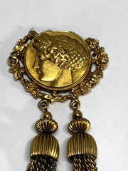 Vintage Ornate Gold-tone Coin attached to 24 dangling tassel Chains Bracelet