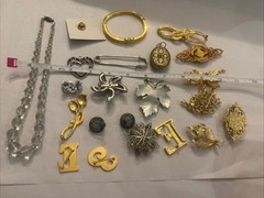 21 Pc Vtg Jewelry Lot 2 are Sterling, + AK, 1928, Silver, Brooches, Necklace, Pe