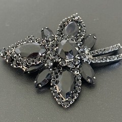 Vintage Jet Black Rhinestone Juliana? D&E Flower Plant Statement Brooch Pin