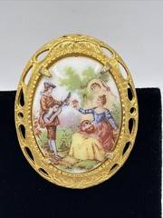Vintage Brooch Pin 1950’s Reproduction Courting Couple