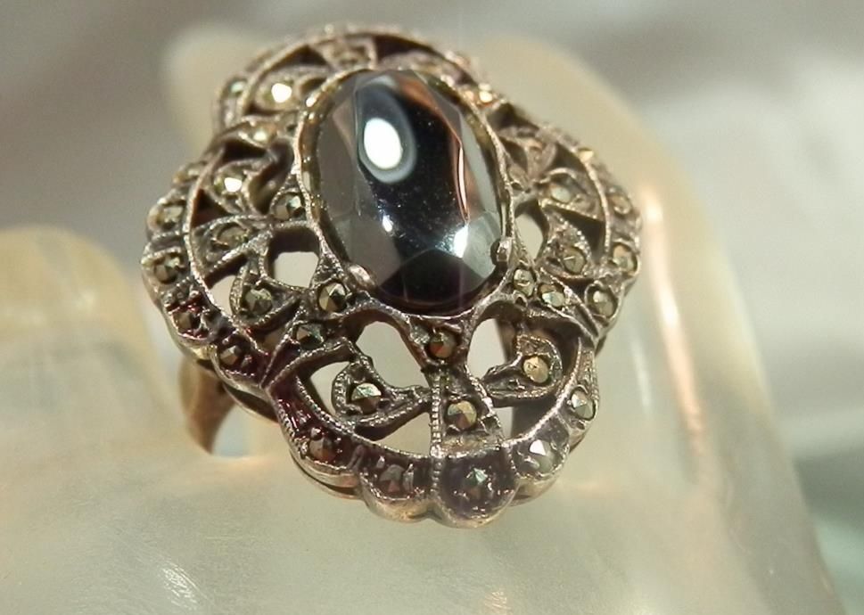 Vintage 40’s Queenly Sterling Signed Jet Marcasite 925 Size 7.75 Ring 595o2
