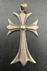 925 Sterling Silver Gothic Maltese Cross Pendant Gold Tone Green Inset Necklace