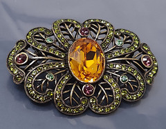 Vtg Kathy Levine LaVintage Multicolor Rhinestone Bronze Color Statement Brooch