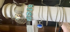 18 Pc Large Lot Vintage Costume Statement Jewelry Burgundy Green Blue Bracelets